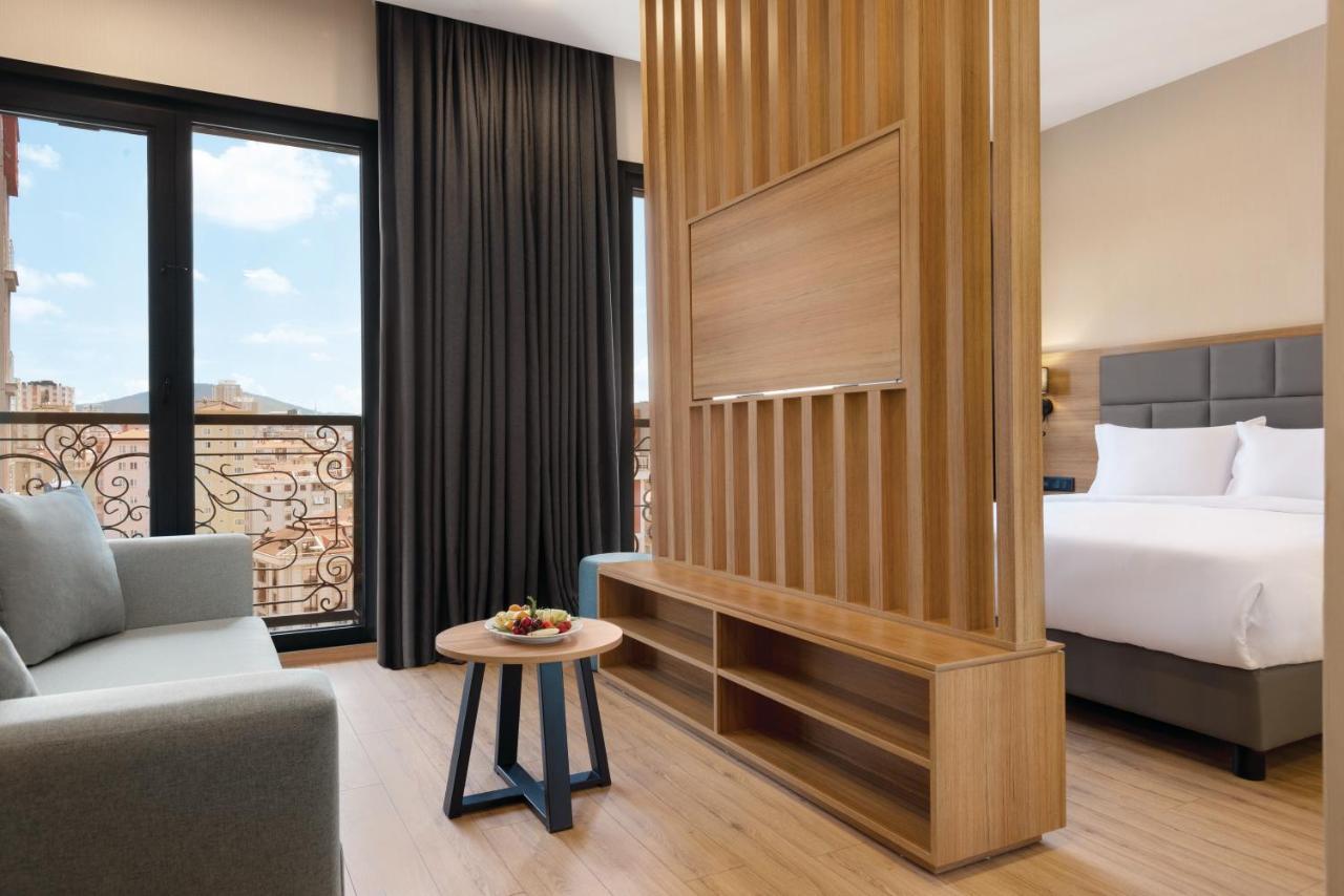 Tryp By Wyndham Istanbul Atasehir Hotel Ngoại thất bức ảnh