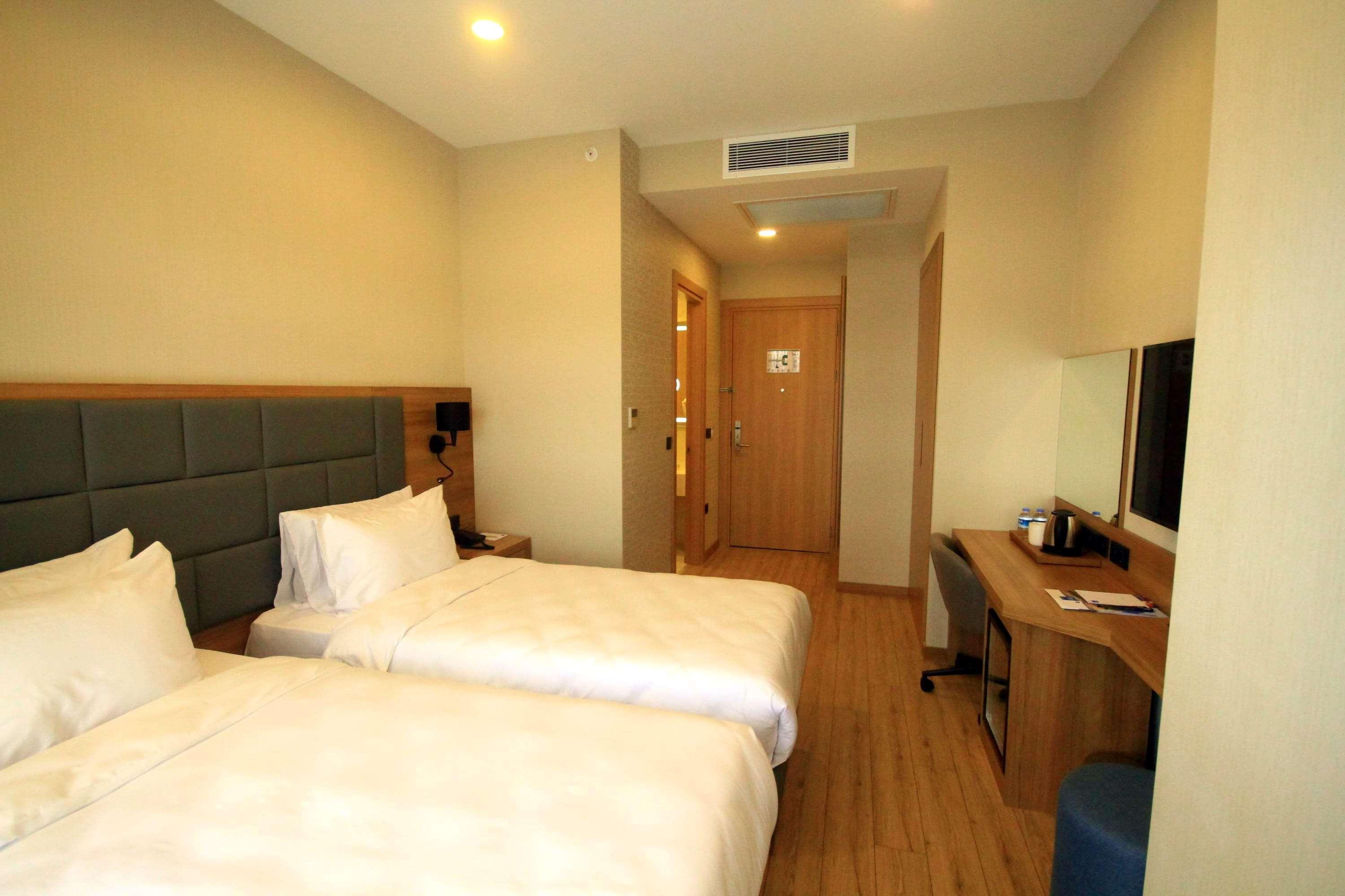 Tryp By Wyndham Istanbul Atasehir Hotel Ngoại thất bức ảnh
