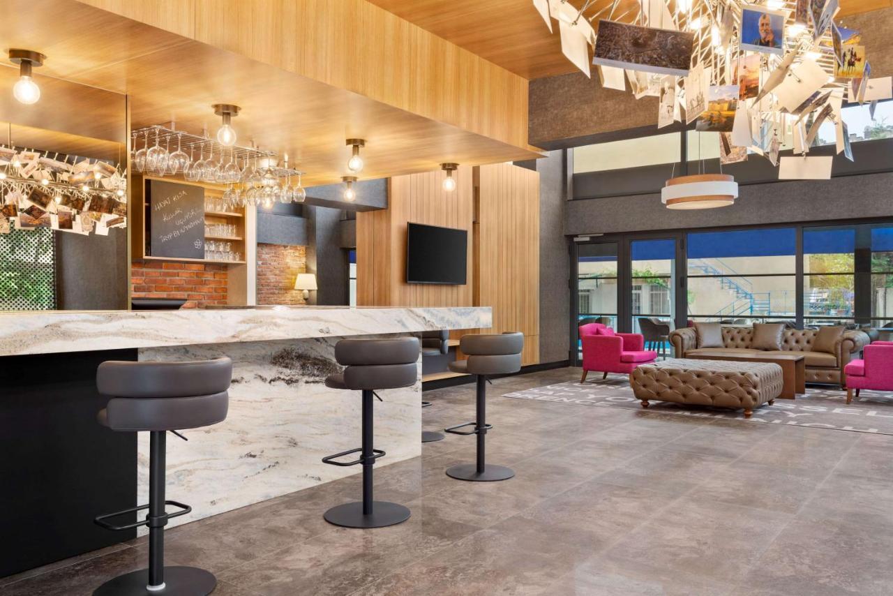 Tryp By Wyndham Istanbul Atasehir Hotel Ngoại thất bức ảnh